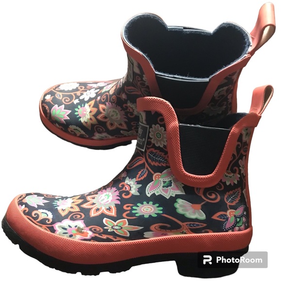 Rare Simply Southern Rain Boots Worn Once Size 6 Woman’s - Picture 3 of 4